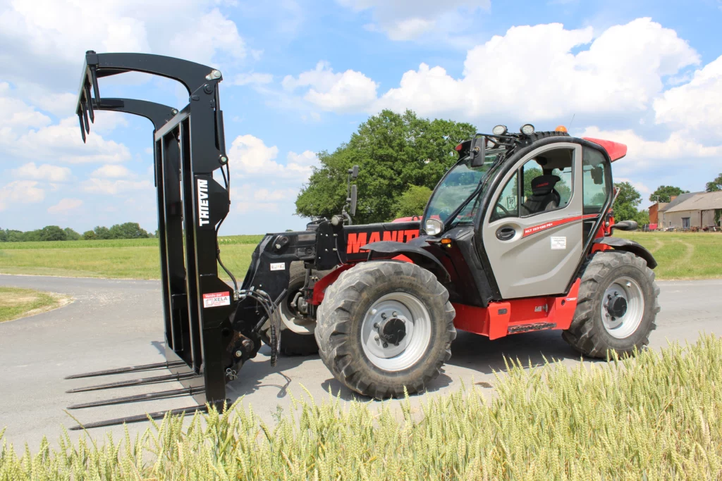 Fourche à paille thievin 4