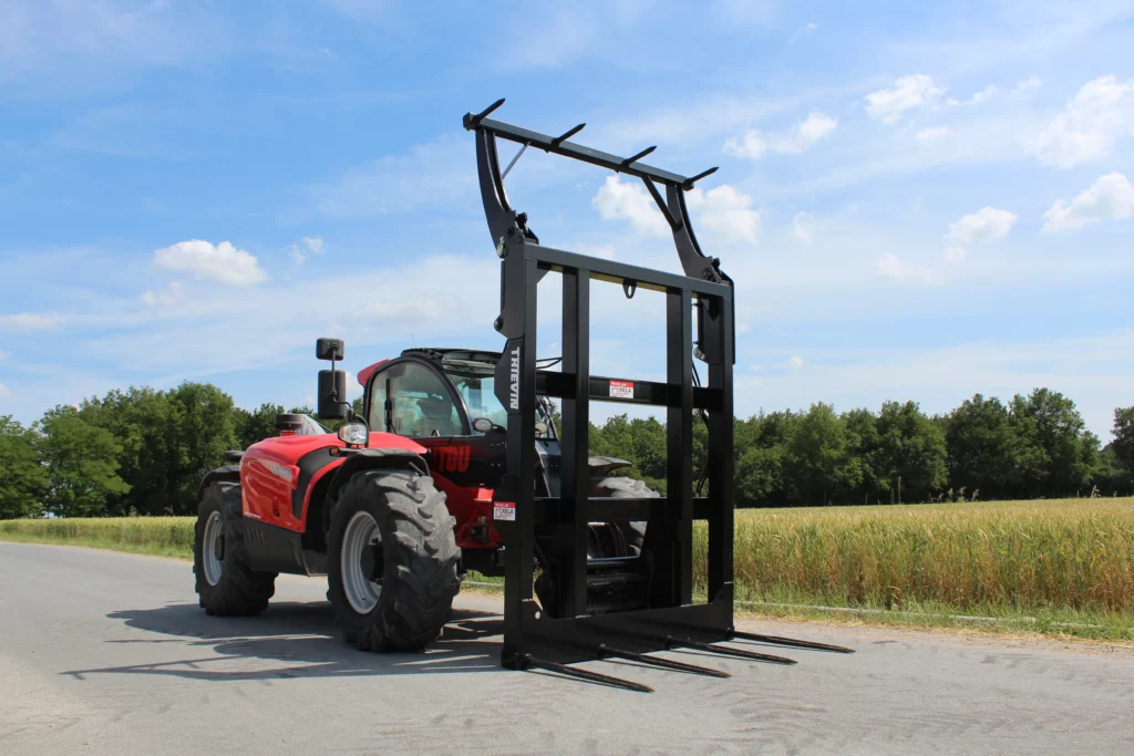 Fourche à paille thievin 8