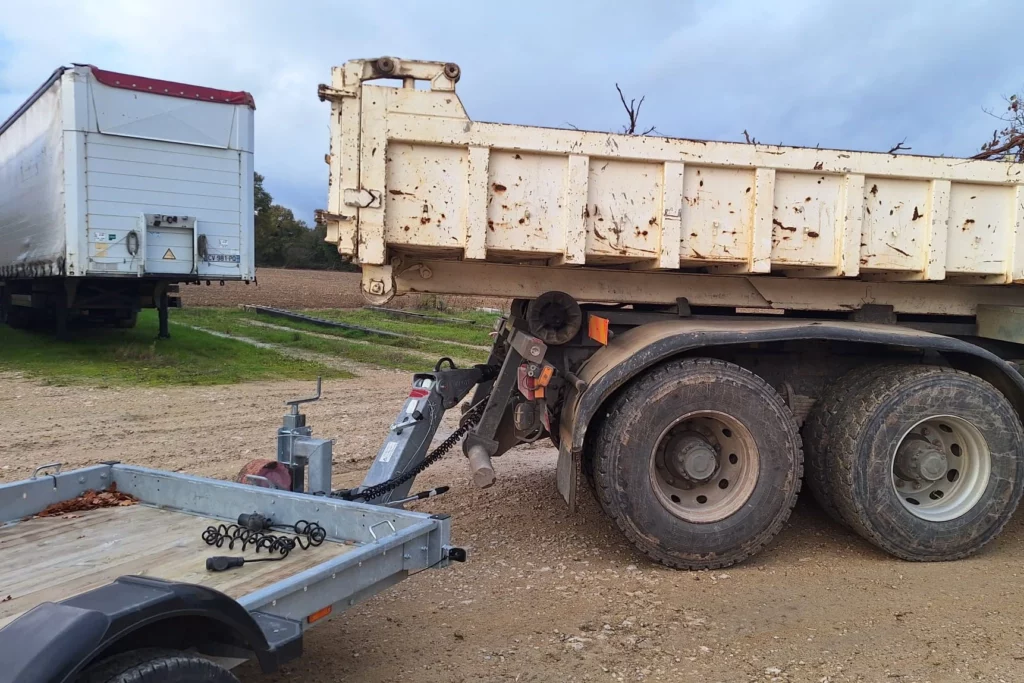 Porte-engin en action 2