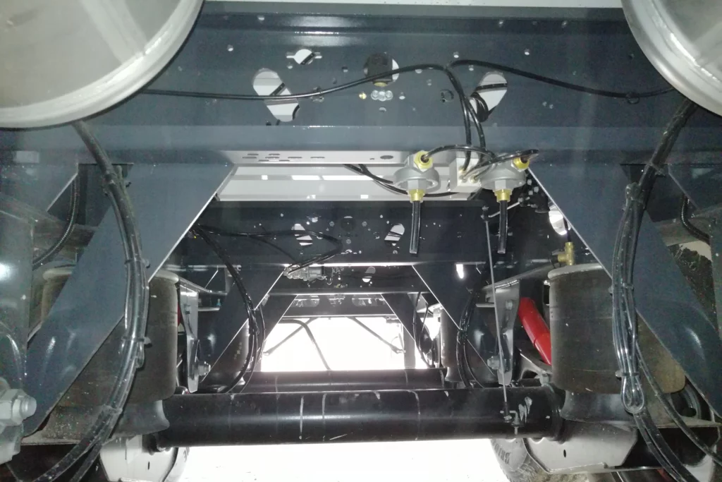 Benne-céréalière-Fruehauf-10