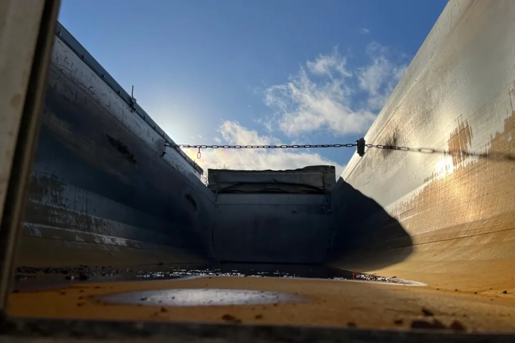 Détail benne TP acier 9