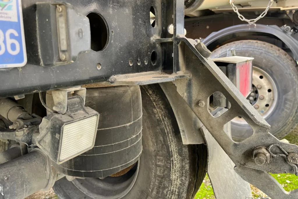 Détail benne TP alu 8