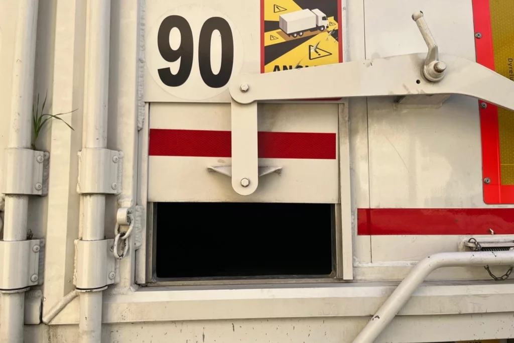 Détail benne céréalière 5