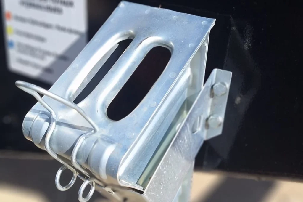 Porte-engin détails 5