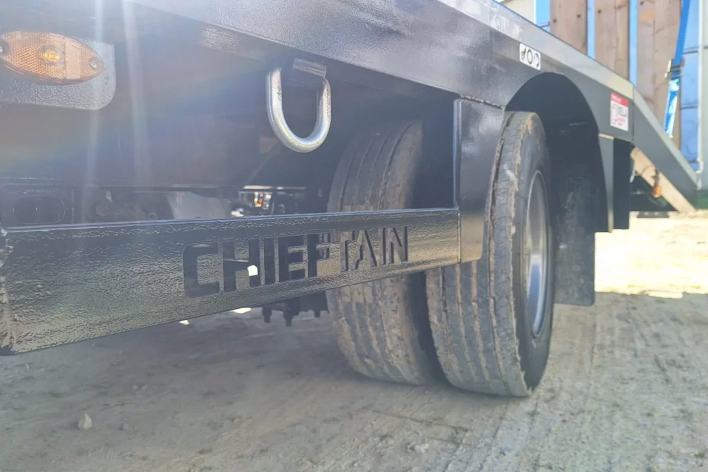 Porte-engin détails 7